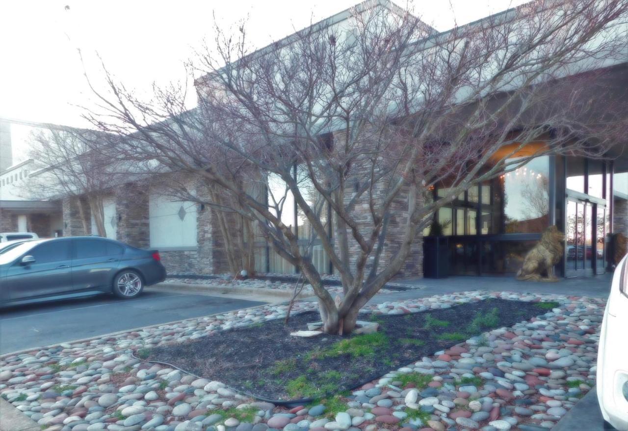 Wyndham Garden Greensboro Exterior foto