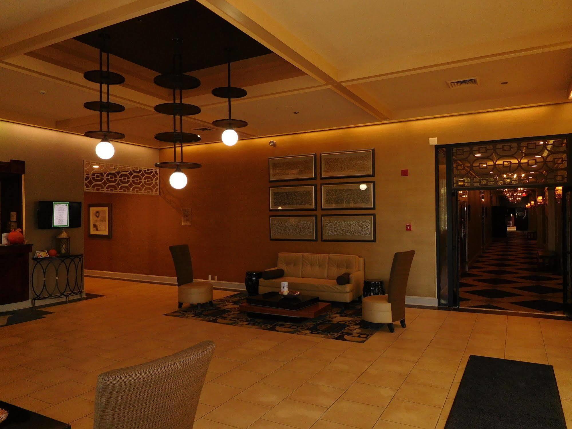 Wyndham Garden Greensboro Exterior foto