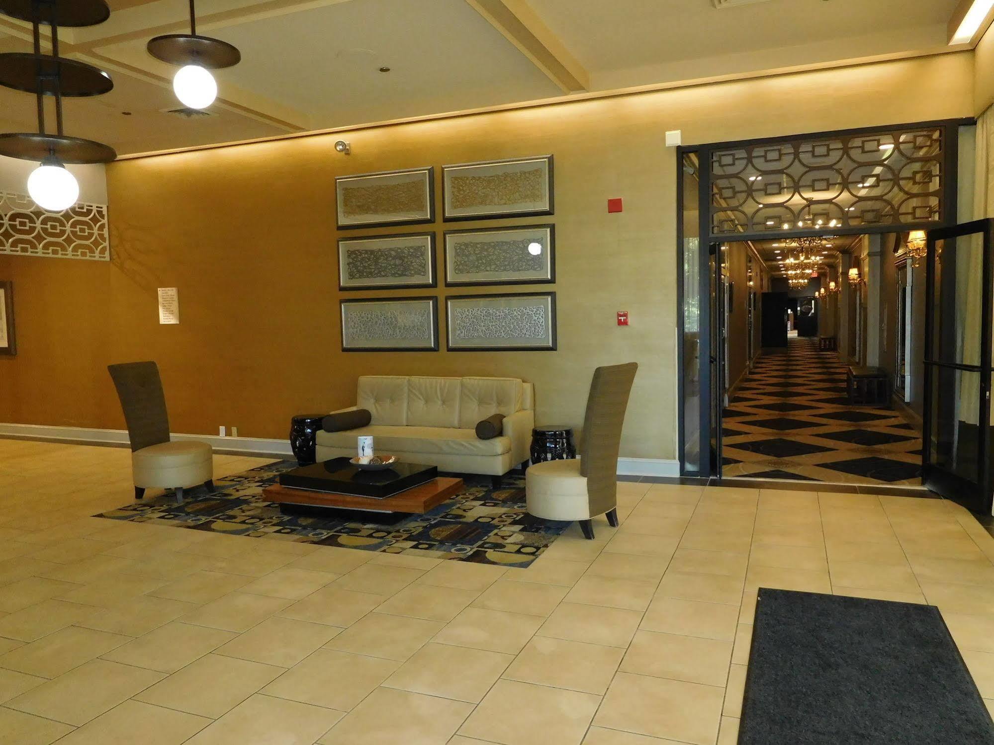 Wyndham Garden Greensboro Exterior foto